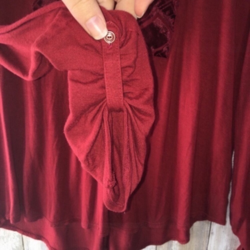Lucky Brand Embroidered Boho Peasant Top Burgundy Rayon Blouse Large - Picture 4 of 5